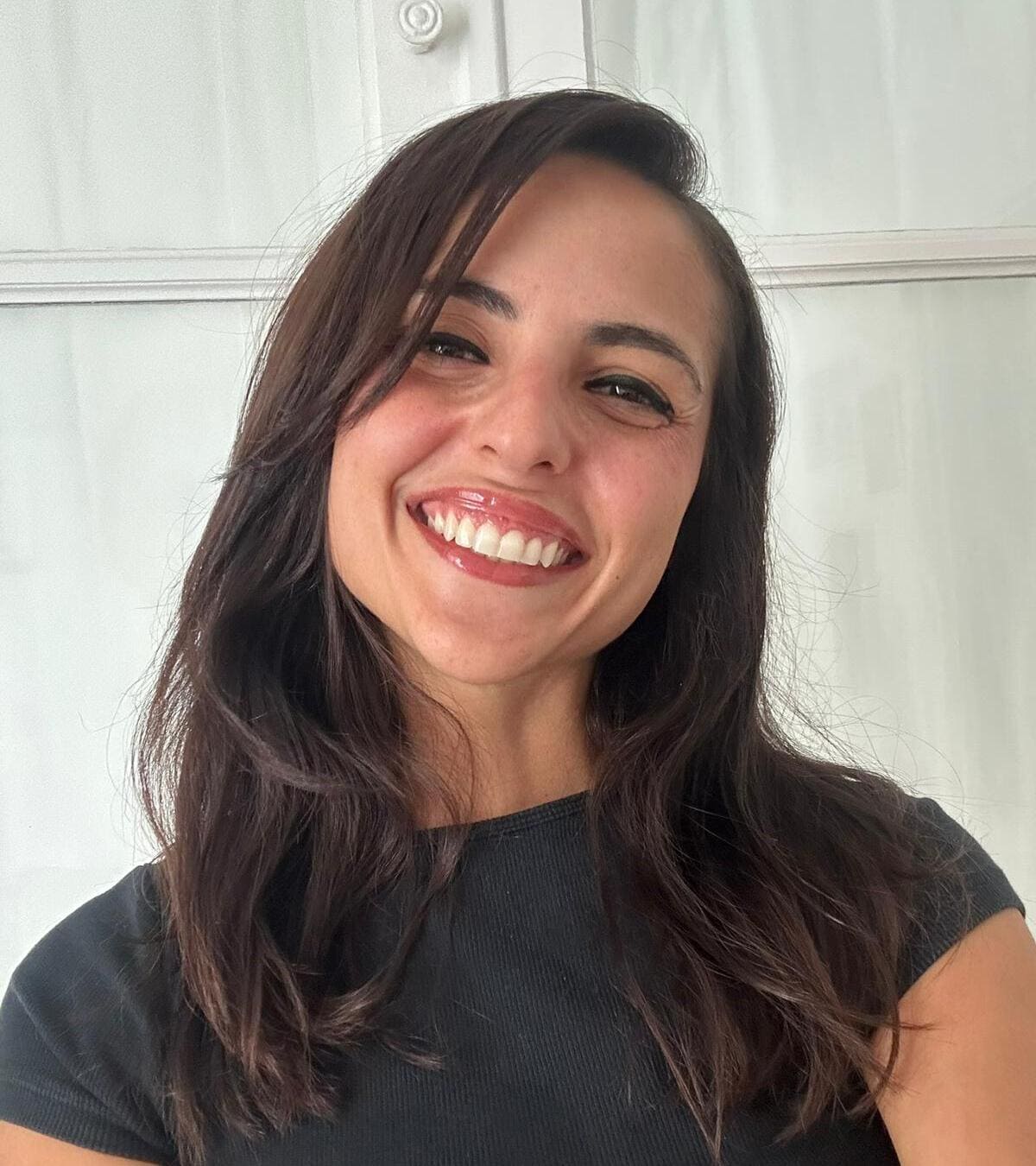 Nora - Expert Paris tour guide specializing in history and food wine tours with Paris and Beyond Tours since 2015