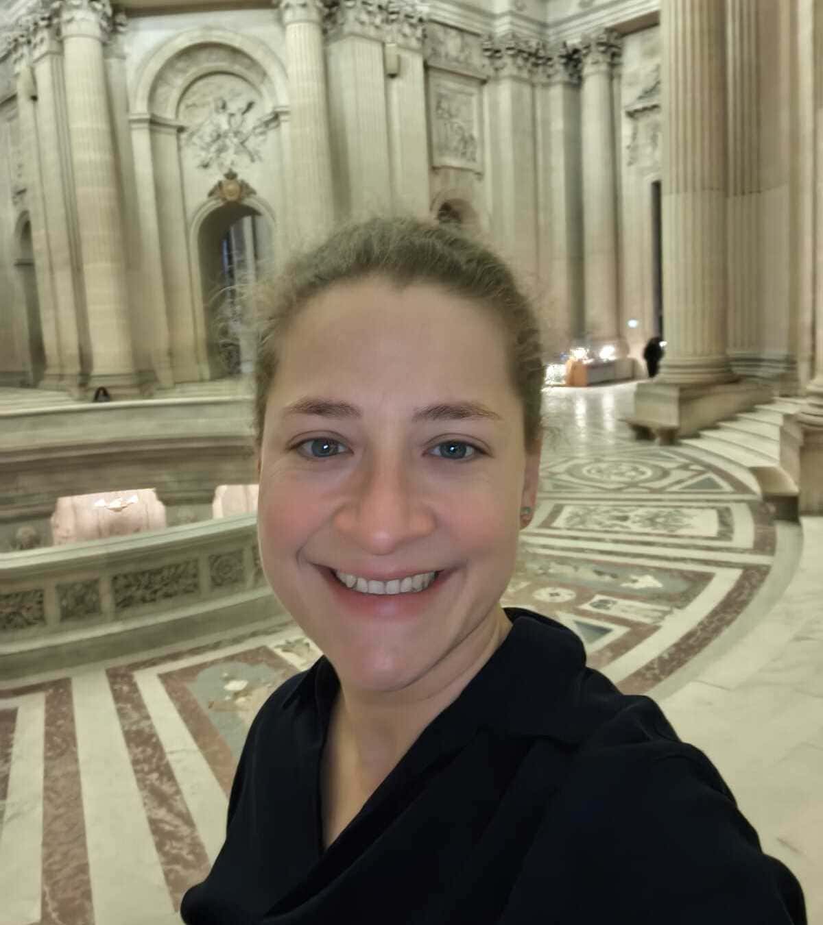 Sara at Saint-Louis des Invalides church, Paris and Beyond Tours guide specializing in French baroque architecture and history